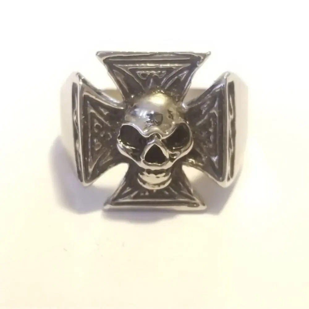 316L stainless steel skull biker hypoallergenic tarnish resistant ring size‎ 13